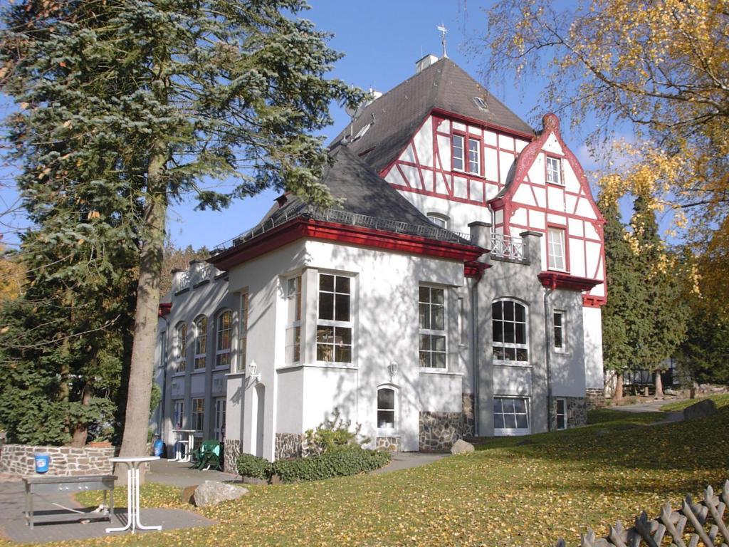 Waldhotel Forsthaus Remstecken Koblenz  Exterior foto